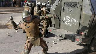 Fuerzas de seguridad chilenas atacaron a manifestantes para “castigarlos”, según Amnistía Internacional