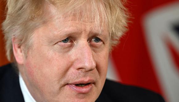 El primer ministro británico Boris Johnson tildó de dictador a Vladimir Putin. (JEFF J MITCHELL / POOL / AFP).