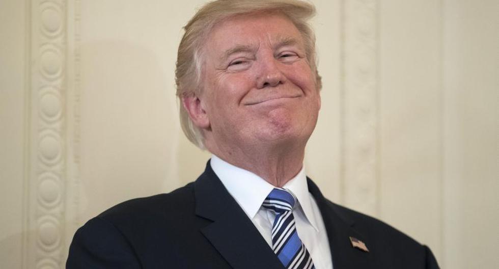 Donald Trump sonríe porque ya puede implementar parte de su veto migratorio al ordenársele restringir el ingreso de refugiados (EFE)