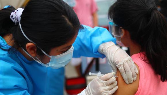 El Gobierno autorizó al Ministerio de Salud para asegurar el financiamiento de la compra de las vacunas contra el COVID-19. (Foto: GEC)