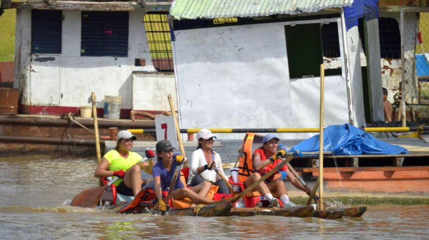 La competencia tiene una cobertura de 180 kilómetros (112 millas), a través del majestuoso río Amazonas, una de las 7 Maravillas Naturales del Mundo, por espacio de tres días, con paradas intermedias para pernoctar, primero en el caserío Nueva Esperanza y luego en el centro poblado Tamshiyacu (Foto: Daniel Carbajal)