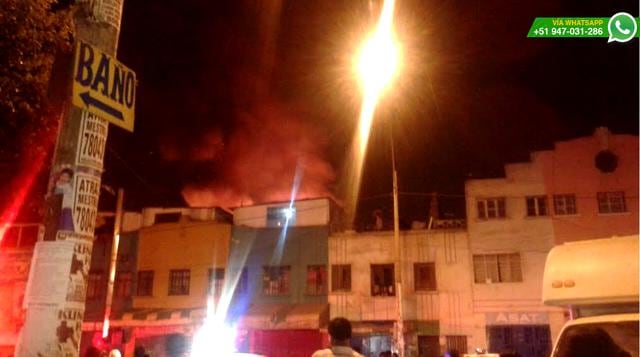 WhatsApp: incendio consumió viviendas en Gamarra (FOTOS) - 3