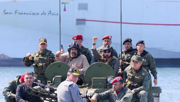 Nicolás maduro durante los ejercicios militares en la frontera entre Colombia y Venezuela. Foto: Tomada de Twitter