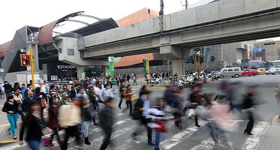 Metro de Lima. Transportistas suben pasajes por cierre de estaciones tras falla eléctrica. (Foto: Agencia Andina)