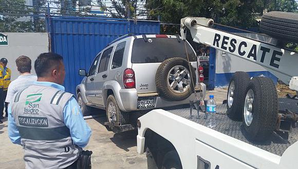 San Isidro: cómo recuperar carros mal estacionados remolcados