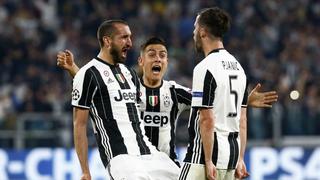 Juventus goleó 3-0 a Barcelona con doblete de Paulo Dybala