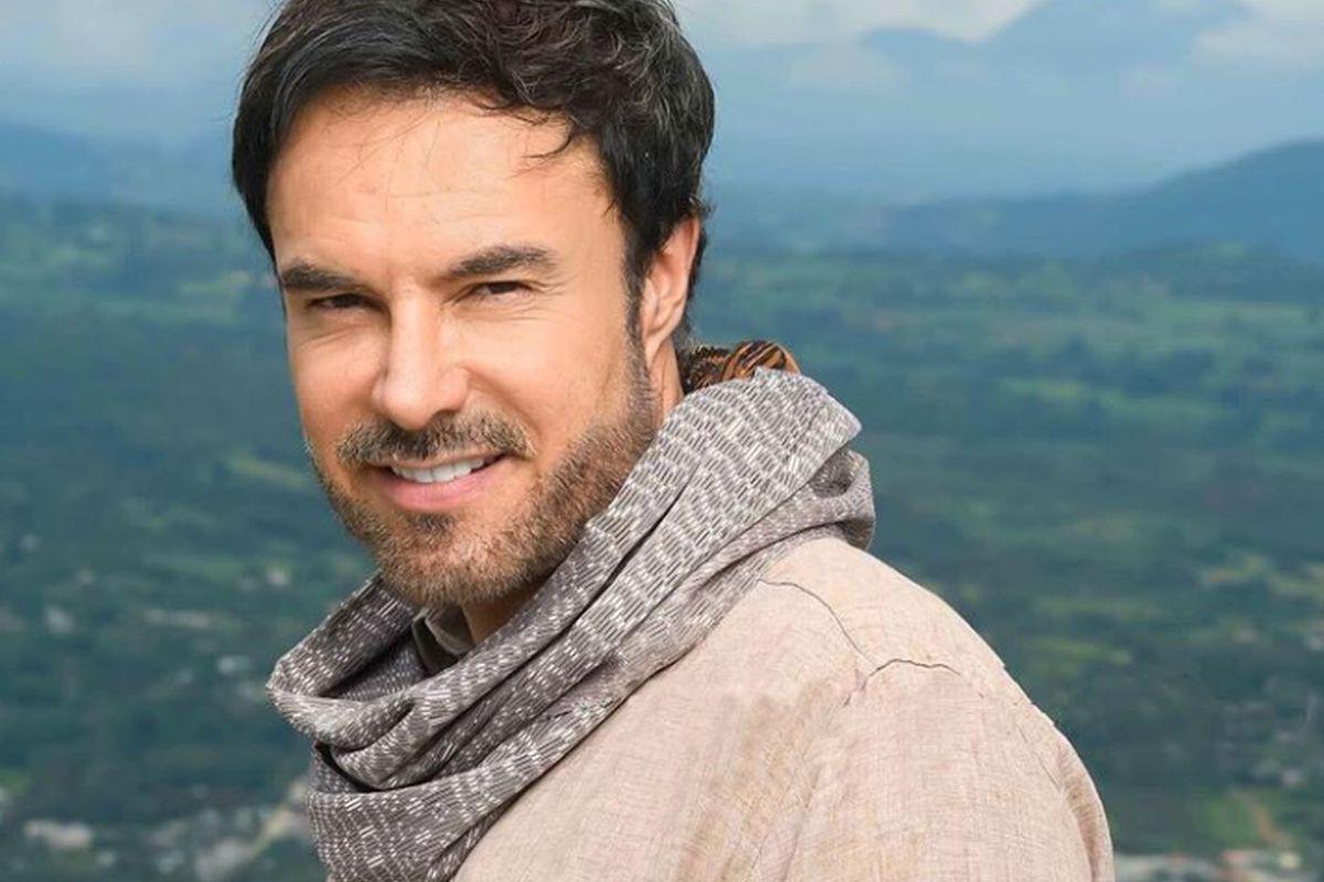 Alejandro López interpreta al Super Javi. (Foto: Instagram)