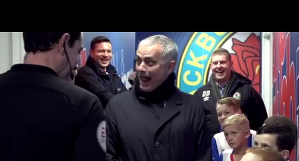 José Mourinho y su sorpresa ante la troleada de este menor hincha. (Foto: captura)