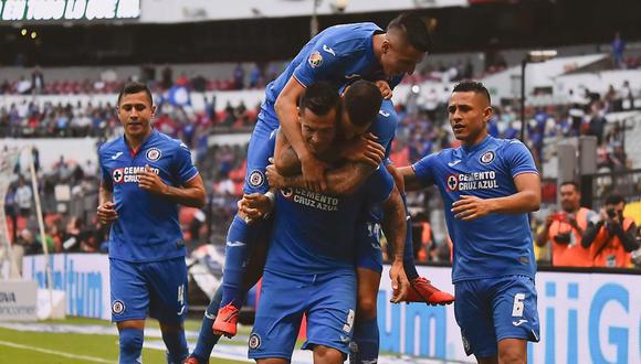 Cruz Azul se impuso 2-1 al cuadro felino con dos goles de Milton Caraglio. El peruano Yoshimar Yotún fue titular y asistió en el segundo gol. (Foto: ESPN)