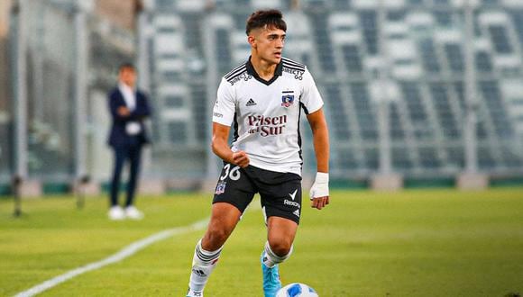 Colo Colo vapuleó a La Calera y se mantiene como el líder del Campeonato Nacional de Chile