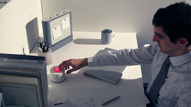 [Video] ¿Aburrido en la oficina? Conviértela en una fiesta - 3