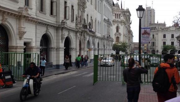 PNP enreja el centro de Lima ante marcha contra régimen juvenil