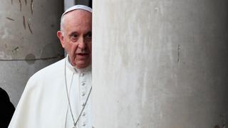 Papa admite fracaso de Iglesia ante los crímenes de abusos en Irlanda
