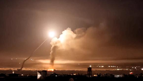 Bombardeos en territorio de Siria, adjudicado a Israel. (Foto referencial de Omar Sanadiki / Reuters)