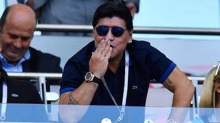 Argentina vs Francia: Maradona reapareció en el estadio para alentar a la Albiceleste