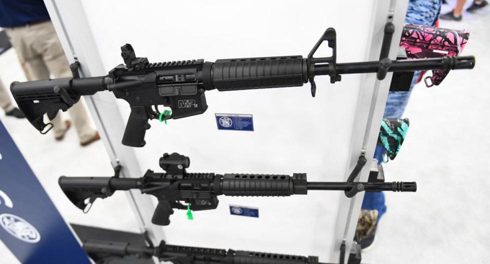 New York raises the minimum age to buy semi-automatic weapons to 21