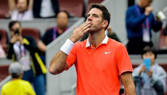 El tenista argentino Juan Martín del Potro clasificó a los octavos de final del Masters de Shanghái tras derrotar 2-0 a Richard Gasquet. (Foto: AFP).