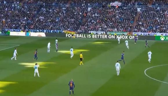 Lionel Messi sacó de su galería personal una jugada sorprendente que pudo acabar en el primer gol del encuentro entre Real Madrid y Barcelona. (Foto: captura de video)