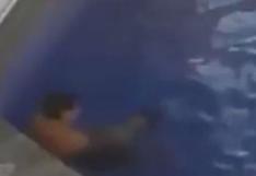 YouTube: hombre ahoga a niña de 3 años en piscina de hotel | VIDEO
