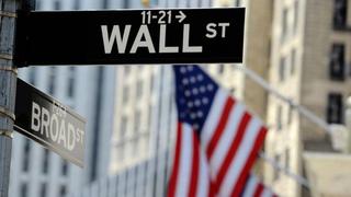 Wall Street abre a la baja, persiste preocupación sobre inflación