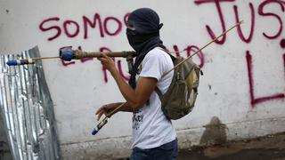 Venezuela: La plaza Altamira fue un campo de batalla