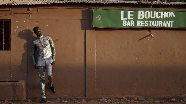 Un inusual desfile de modas en Mali [FOTOS] - 5