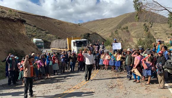 Manifestantes pertenecen a las comunidades de Choccancha, Rosaspata Toccomayo, Ancatari y Champaccocha, en Andahuaylas (Apurímac). (Foto: Carlos Peña)