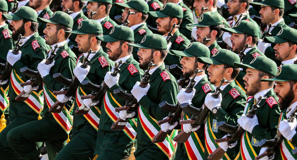 Miembros del Cuerpo de la Guardia Revolucionaria de Irán (IRGC), en la capital, Teherán, el 22 de septiembre de 2018. (Foto referencial de STRINGER / AFP)