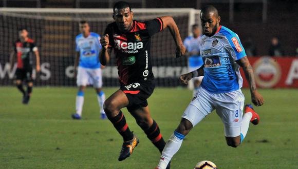 Melgar venció 1-0 al Junior de Barranquilla con gol de Giancarlo Carmona por la tercera fecha del Grupo F de la Copa Libertadores 2019, en partido disputado en el estadio Monumental de Arequipa. (Foto: AFP)
