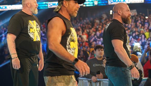 Triple H, Shawn Michaels y RoadDog son los creativos de NXT | Foto: Captura