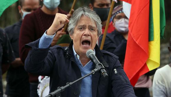 Guillermo Lasso, candidato a la presidencia de Ecuador, cierra su campaña en Quito el 7 de abril del 2021. (Foto: CRISTINA VEGA RHOR / AFP).
).