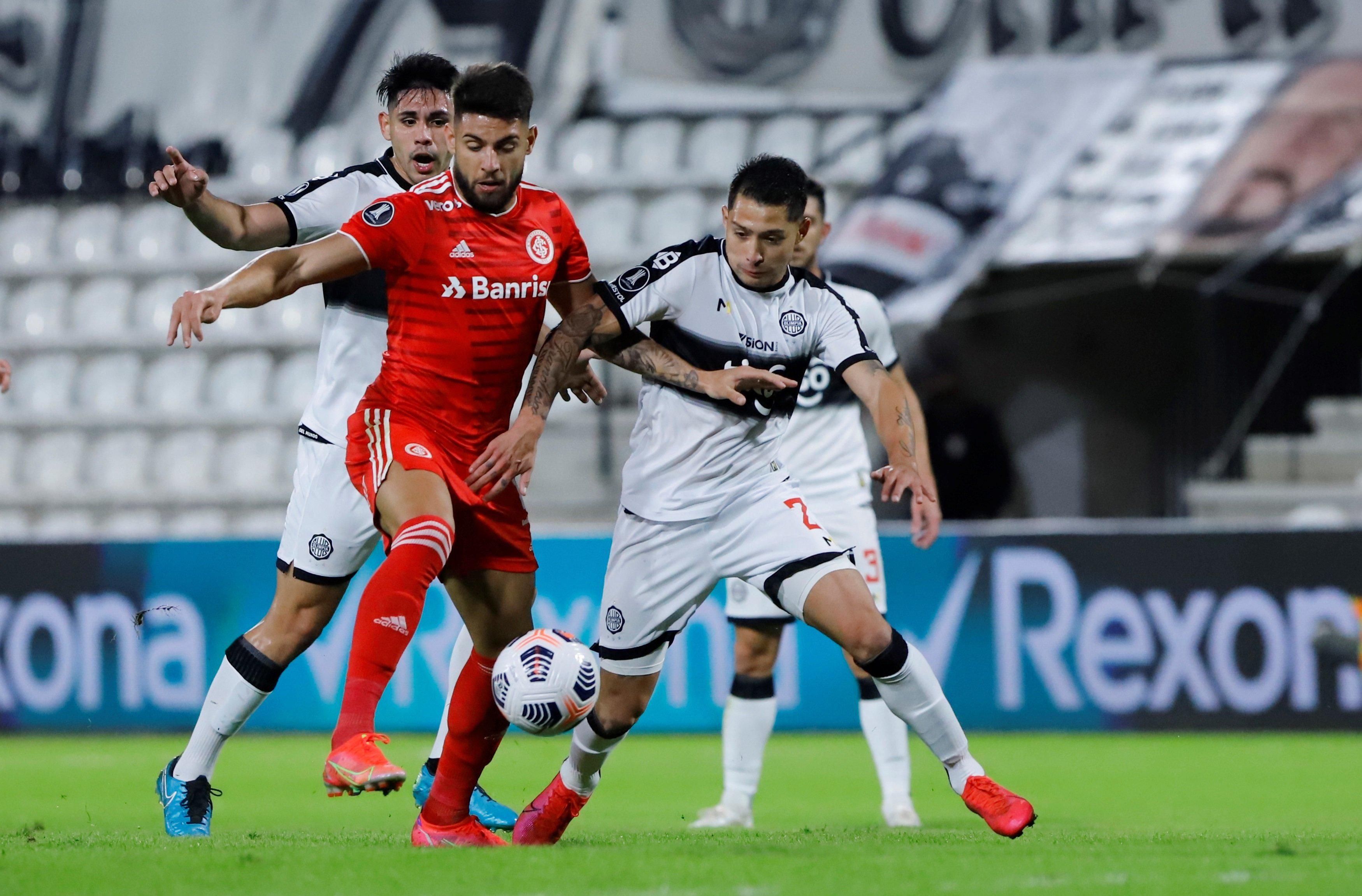 Olimpia enfrentó a Internacional por la Copa Libertadores 2021