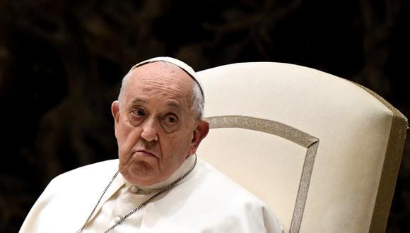 El Papa Francisco asiste a la audiencia general semanal el 28 de febrero de 2024 en el Aula Pablo VI del Vaticano. (Foto de Tiziana FABI / AFP)