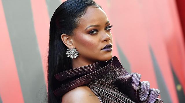 Rihanna y otros famosos que demandaron a sus padres por robo o explotación