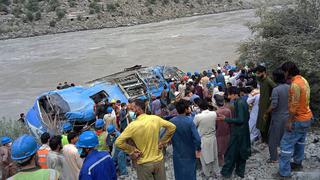 Pakistán: 12 muertos, nueve de ellos chinos, por la explosión de un autobús