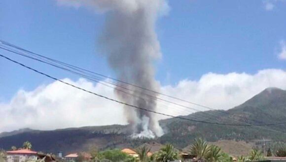 “Hay tiempo de comer”, la divertida reacción de un vecino de La Palma frente a la erupción del volcán (Foto: Twitter)