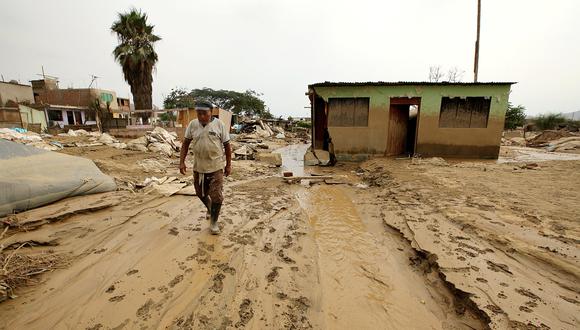 De acuerdo con el plan final de la Autoridad para la Reconstrucción con Cambios, el Gobierno va a reconstruir un total de 48 mil 731 viviendas que fueron afectadas por El Niño costero. (Foto: Reuters)