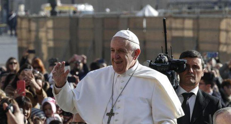 El papa Francisco tuvo un gran gesto al visitar el ambulatorio para personas necesitadas en el Vaticano | EFE
