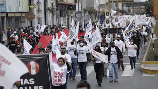 Cercado de Lima: empresarios de Gamarra y pescadores afectados por derrame de petróleo protestan en Av. Abancay | FOTOS