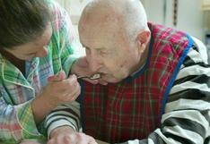 Alzheimer podría detectarse temprano con una prueba de sangre