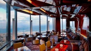 ¿Te atreverías a comer en el restaurante más alto del mundo?