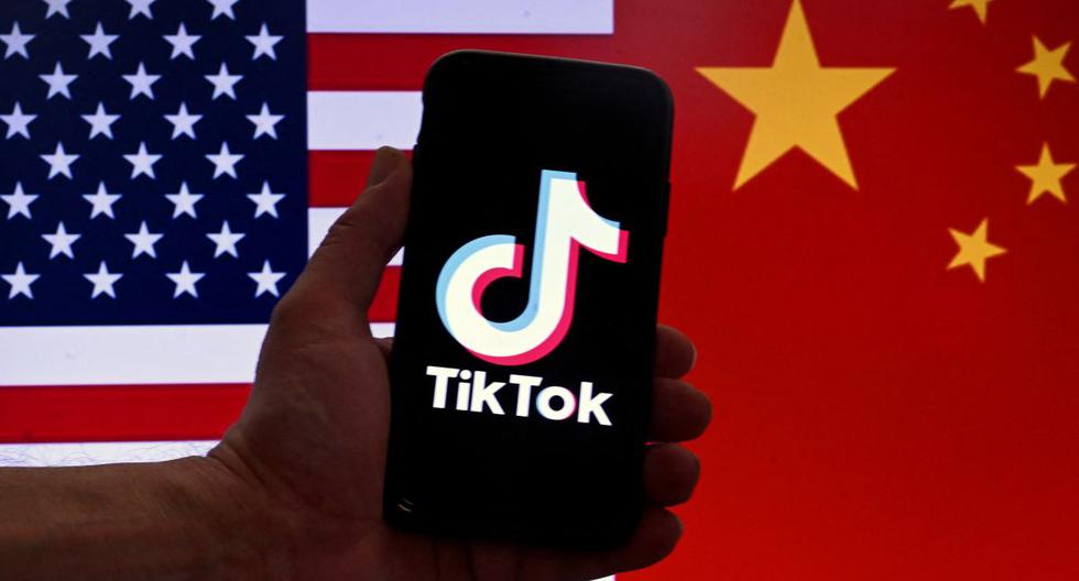 The use of TikTok on the devices of politicians and officials in New York City is prohibited