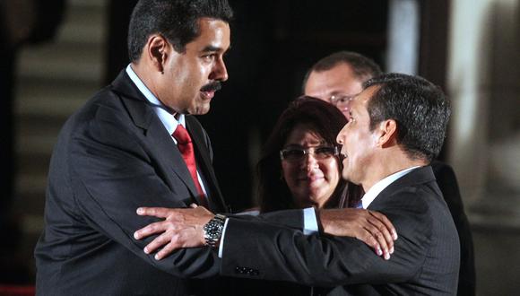 La última vez que Nicolás Maduro estuvo en Lima fue en abril del 2013 para una cumbre de la Unasur. En aquella oportunidad fue recibido por el entonces presidente Ollanta Humala. (Foto: AFP)