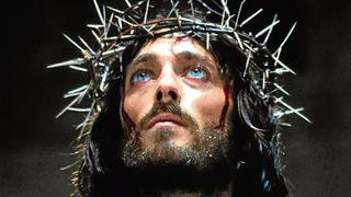 “Jesús de Nazaret”, la miniserie del Mesías de los ‘ojos hermosos’ cuyo protagonista casi muere en el rodaje