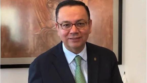 Renuncia Germán Martínez, jefe del seguro social mexicano (IMSS) al criticar recorte de gastos promovido por AMLO.