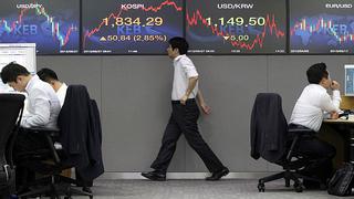 Bolsas de Asia inician la semana con indicadores mixtos