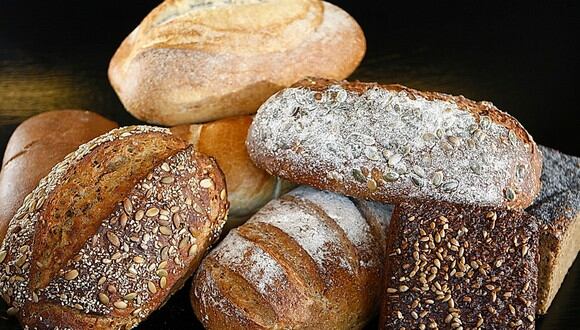 El pan integral a partir de harinas integrales es más sano que el pan blanco lleno de compuestos refinados (Foto: @mp1746 / Pixabay)