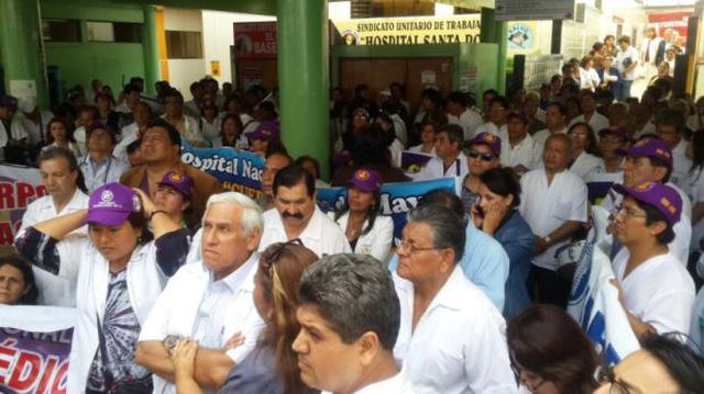 Médico sufre lesión en marcha de huelguistas en Pueblo Libre - 2