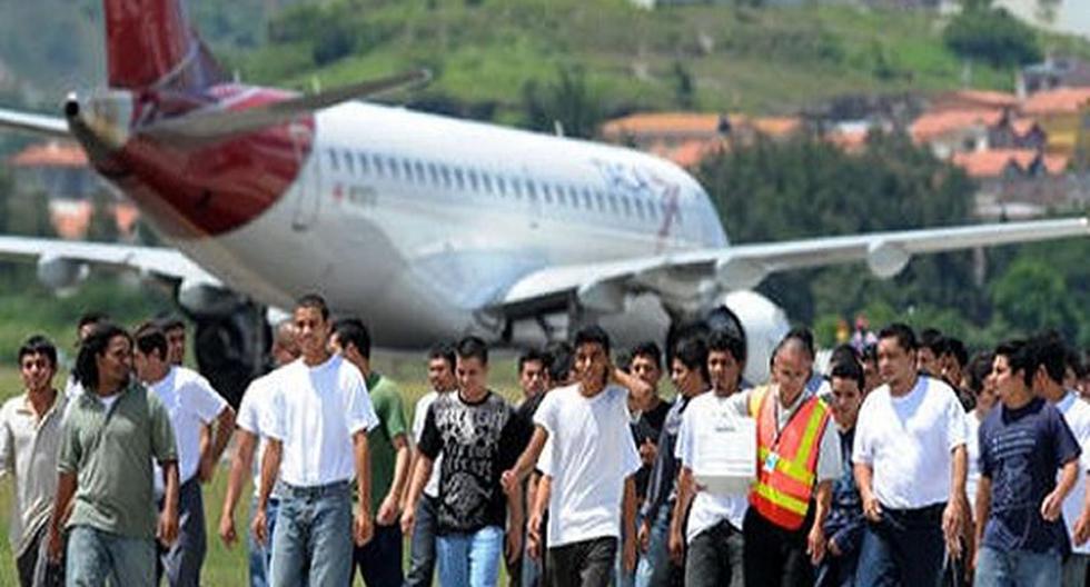 Se espera que lleguen 4 vuelos más con cientos de hondureños deportados. (Foto: hondudiario.com)