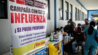 Ministerio de Salud inmuniza contra influenza a venezolanos que ingresan a Perú